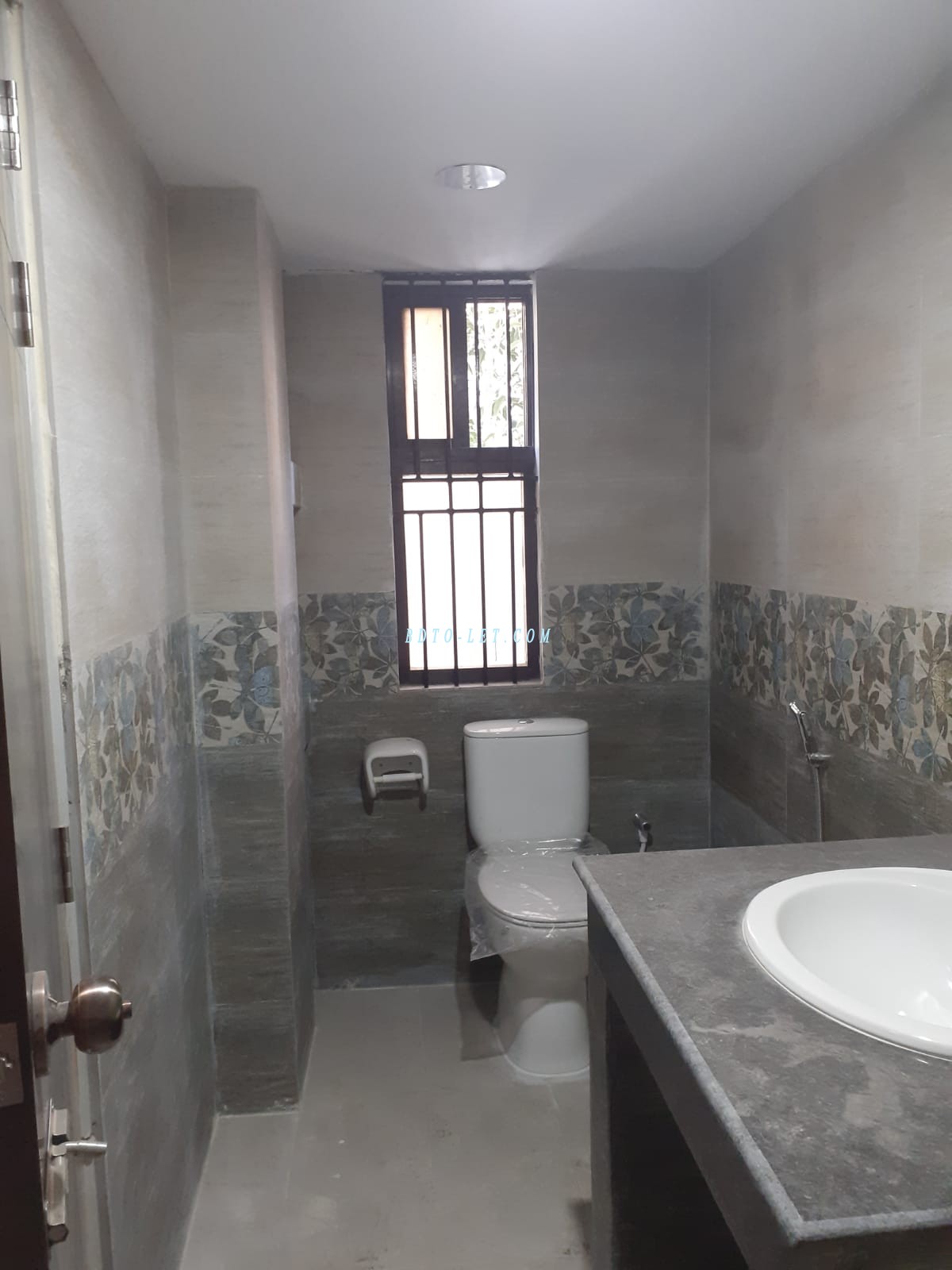 Flat / Apartment Rent At Mogbazar